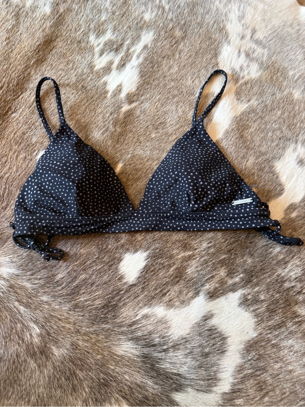 Billabong Black and White Polka Dot Triangle Bikini Top & Bottom. Ruffle trim.